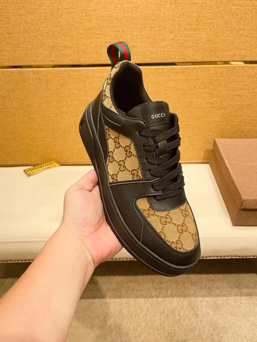 Factory price 440 [Gucci] Gucci's latest casual Korean-style men's shoes, new autumn and winter design, perfect workmanship, cabinet quality, upper: cowhide material, leather lining; soft and comfortable, rubber outsole ultra-light, wear-resistant, simple, versatile fashion men's shoes, color optional, size 38--44
